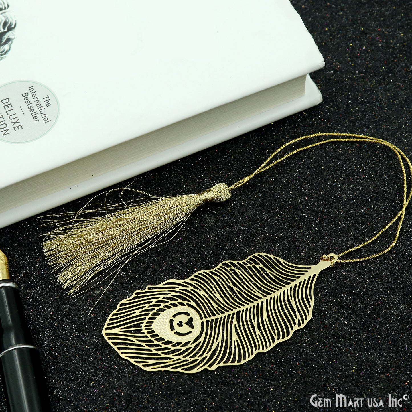 Feather-shaped Brass Metal Bookmark with tassel |3x1.41" inches Gold Finish Plated Bookmark- Reader’s Gift, Mother’s Day Gift