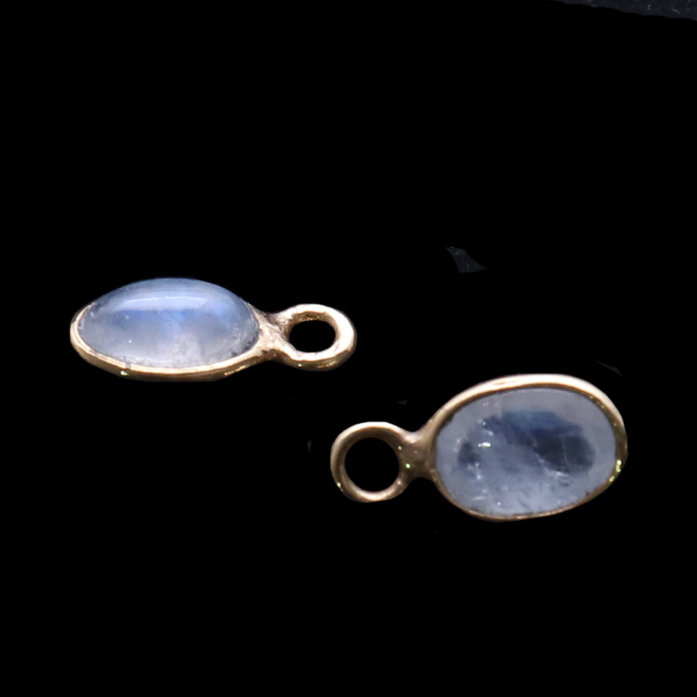 Rainbow Moonstone 6x4mm Oval Gold Plated Cabochon Gemstone Connector - GemMartUSA