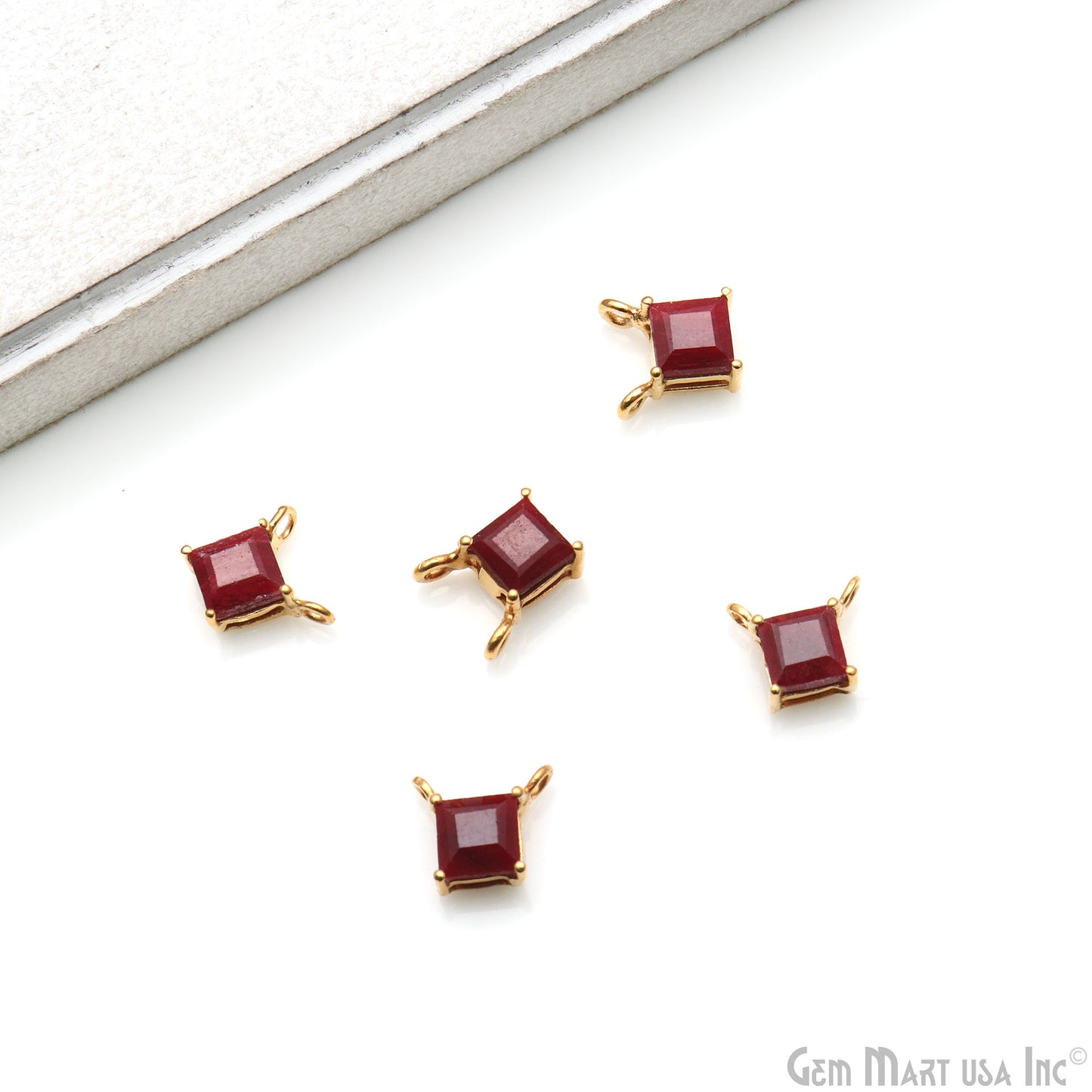 Square 6mm Gold Plated Prong Setting Cat Bail Gemstone Connector