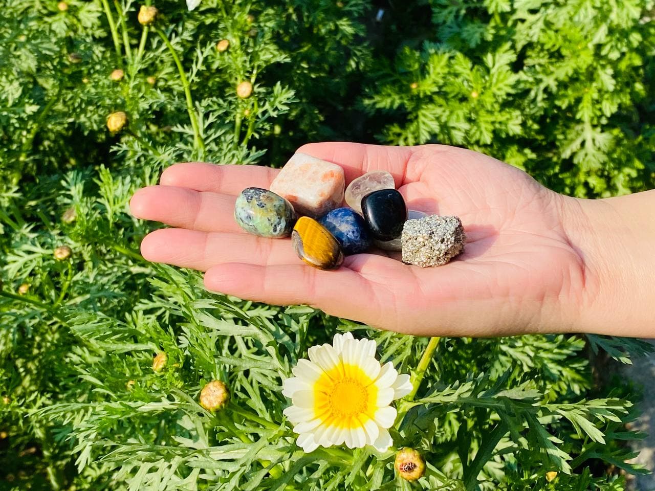 8pc Lot Tumble Stone, Multi Color Beautiful Seven Stone Set, Reiki stones, Healing crystal, 1 Rough Stone , 26X18MM