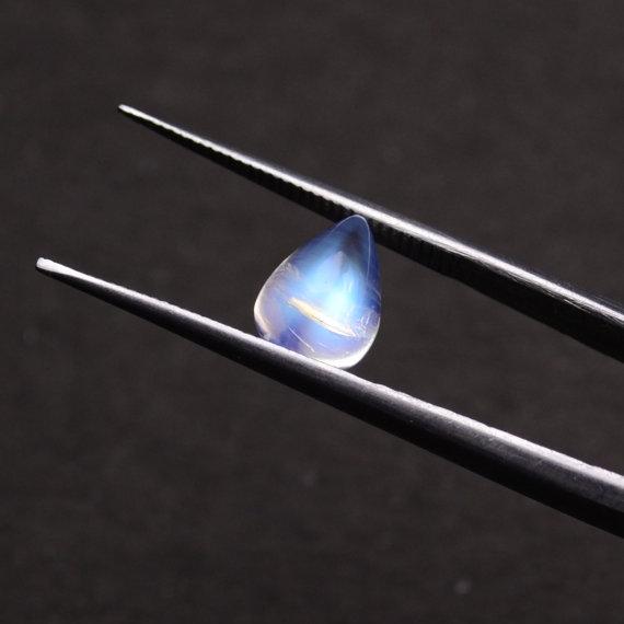 2pc Lot Natural Rainbow Moonstone Blue Flash Cabochon AAA Quality 7x9mm Loose Gemstone - GemMartUSA